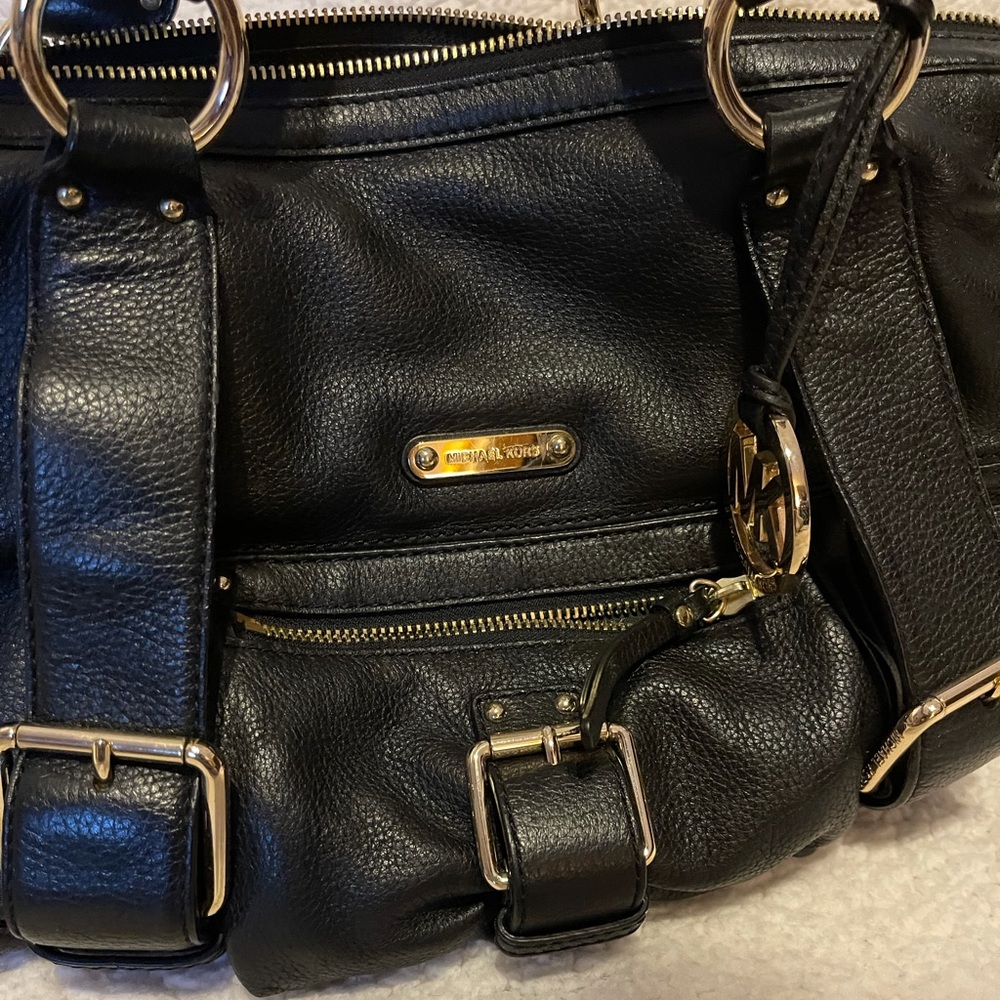 Michael Kors like new black leather bag - Picture 2 of 3